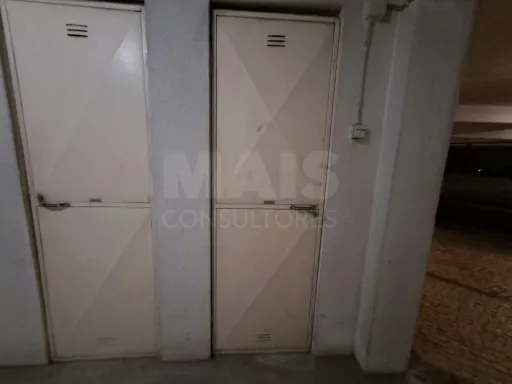 Apartamento T2+1 com elevador, parqueamento e arrecadação junto à Praça de Touros