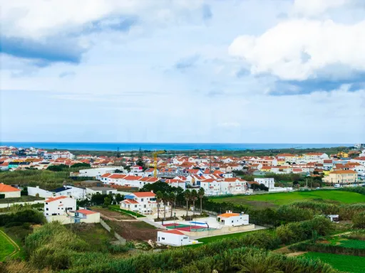 Terreno Rústico – Pombeira, Ferrel (Peniche)