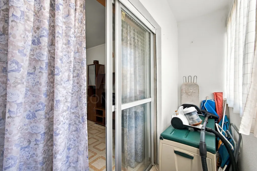 Apartamento T2 com marquise em Peniche