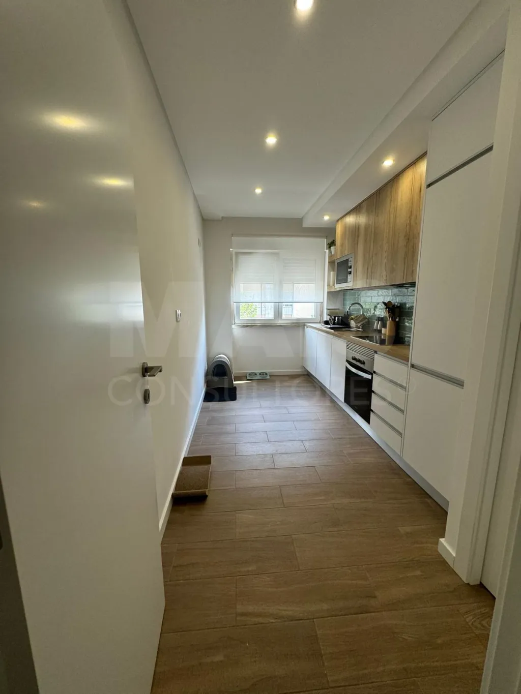 T2 refurbished near pinhal novo station - ready to move in