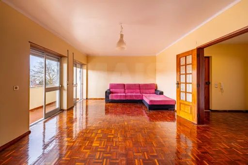 Apartamento T3 + 1 -  Próximo ao SkatePark - Caldas da Rainha