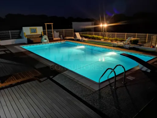 Propriedade com Piscina e Instalações Equestres – Um Refúgio Tranquilo com Potencial de Expansão