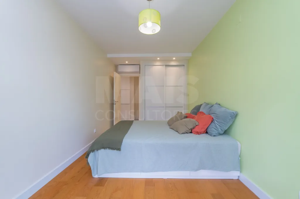 Apartamento T2 com Elevador e Parqueamento no Montijo