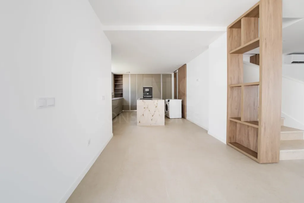 ROOFTOP PRIVATIVO com vista sobre o Atlântico | Moradia T3 com Piscina | COSTA DE PRATA