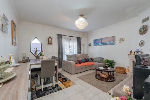 Viva com Espaço e Conforto T3 com Suíte e parqueamento em Samora Correia