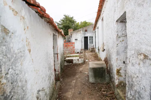 “A sua Quinta de Sonho a 5 min de Alenquer – Moradia, Terreno e Vista Única”