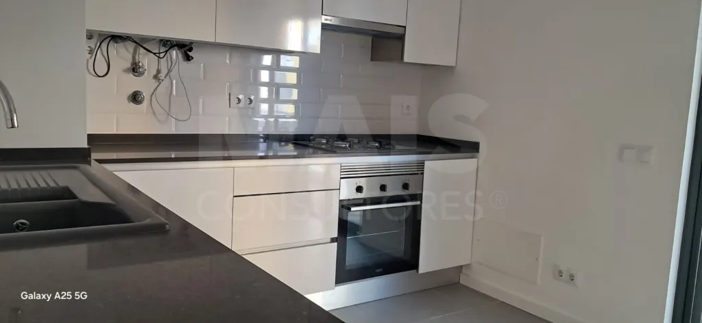 Apartamento T2 em Olhão, sem mobília