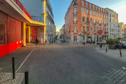 Renovated Studio in Arroios | Lisbon | Premium Neighborhood Near the Metro
