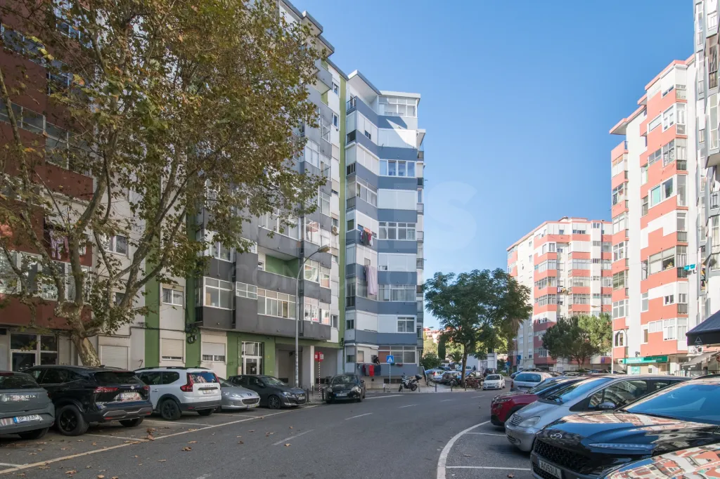 Apartamento T1 em Paço de Arcos