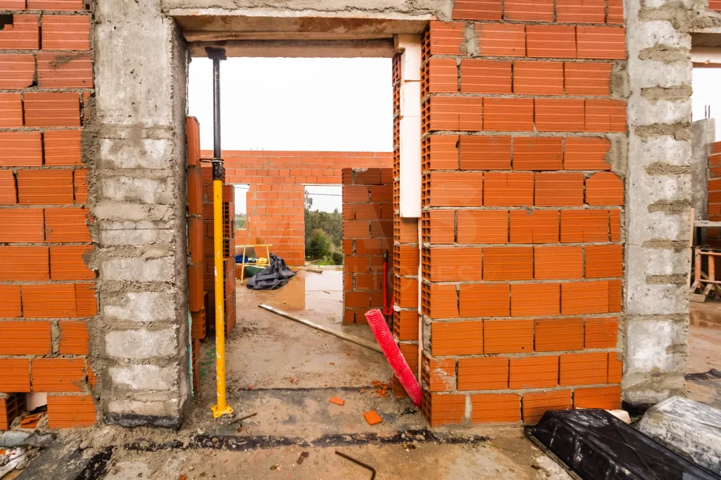 Moradia Térrea em construção na Torre, Caldas da Rainha