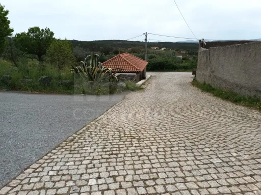 Terreno Misto, Salgueiro do Campo, Castelo Branco