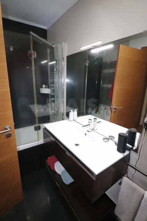 T3 150m2 na Quinta das Oliveiras com varanda de 60m2