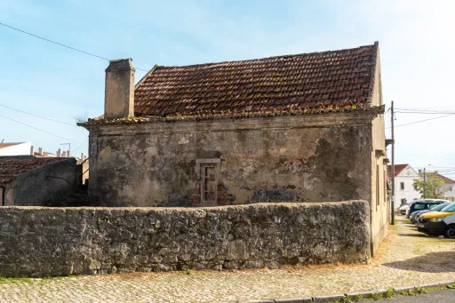 Casa Velha - Memória, potencial e uma nova história na Abrunheira