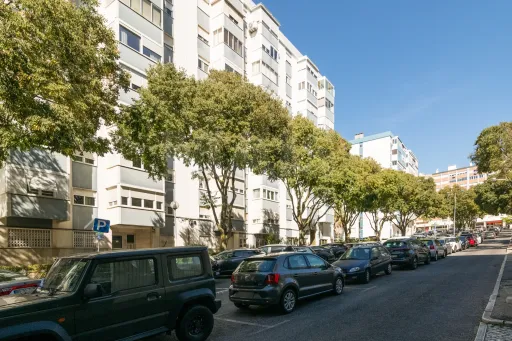 T3 Remodelado em Benfica