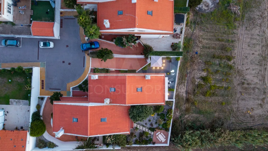 T3 em Ferrel | Vista aberta, exposição nascente/sul/poente, terraço e garagem