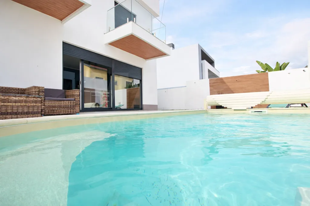 Moradia T5 de Luxo com Piscina
