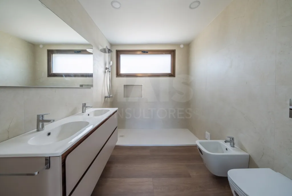 3-Bedroom House (3 Suites) with Pool and Garden - Salir do Porto