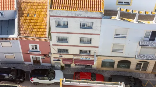 Prédio no Centro de Peniche!