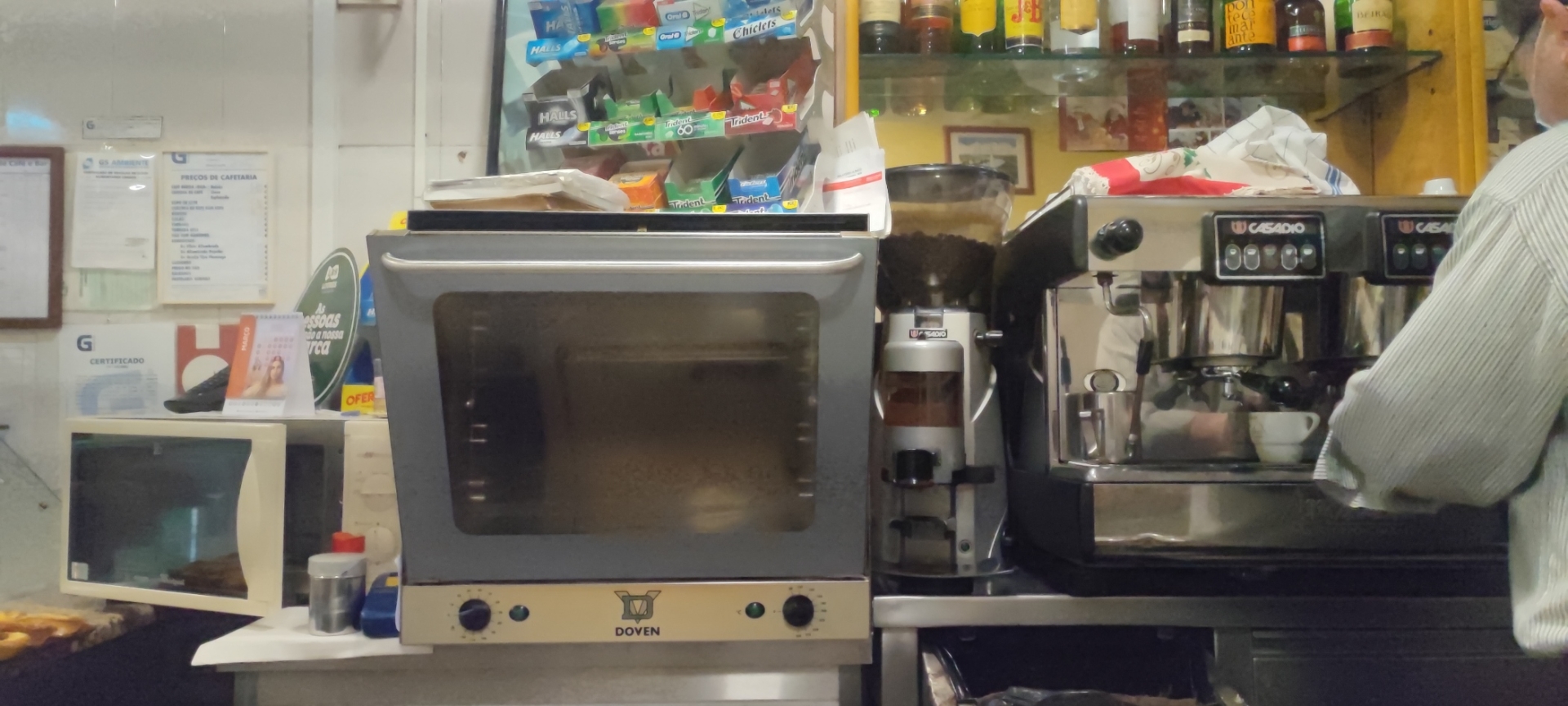 Café Pastelaria Central em Sacavém