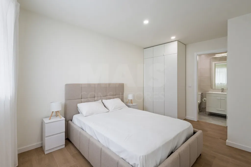 Moradia T3 Mobilada com logradouro