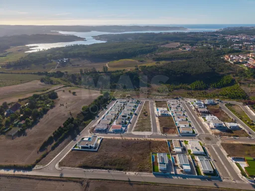 Lote para construção com projeto aprovado | Quinta do Negrelho
