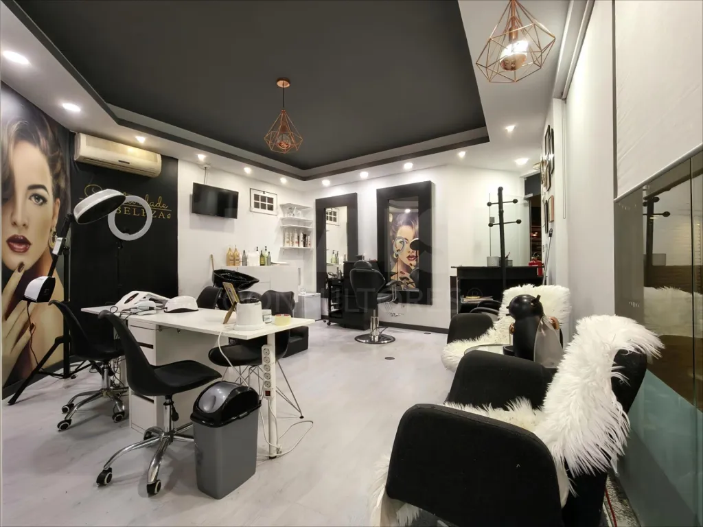 Salão de Beleza Equipado