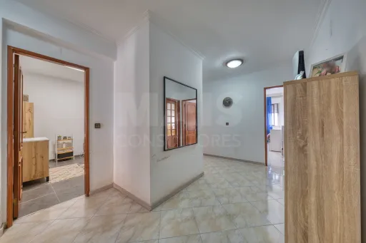 T3 com 3 Varandas e Arrecadação no Entroncamento | Localização Premium
