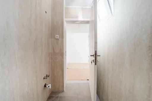 Prédio de Investimento no Prior Velho | 11 Apartamentos, Rendimento Imediato e Elevado Potencial de Valorização