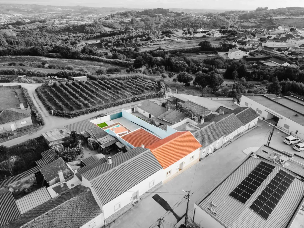 Moradia Geminada T3, Totalmente Remodelada