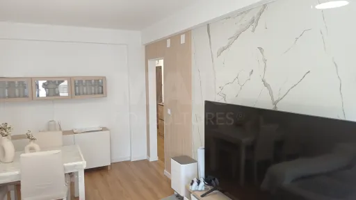 Apartamento T2 Remodelado no Centro do Cadaval