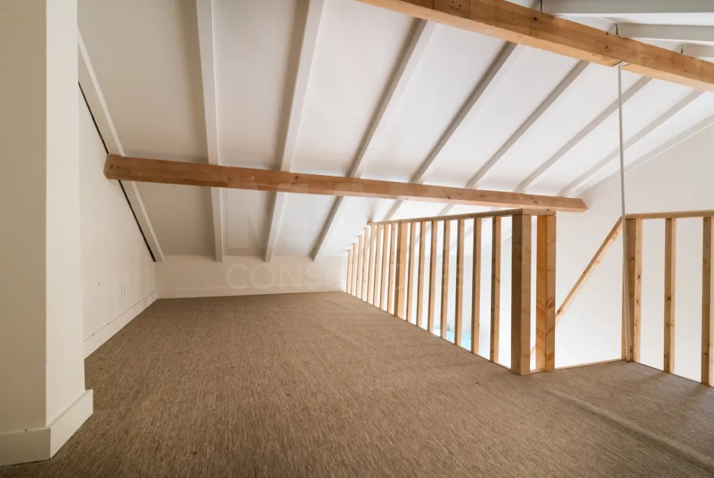 Moradia T1+1 totalmente renovada — moderna, acolhedora e com espaço exterior