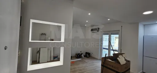 Renovated 2-Bedroom Apartment, Brand New, Dafundo