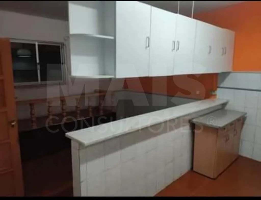 Moradia Camarões Almagem do Bispo