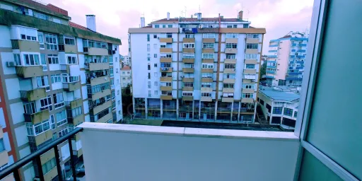 Apartamento T2 em Benfica