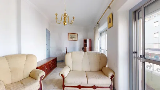 Apartamento T2 em Odivelas – a poucos passos do Metro