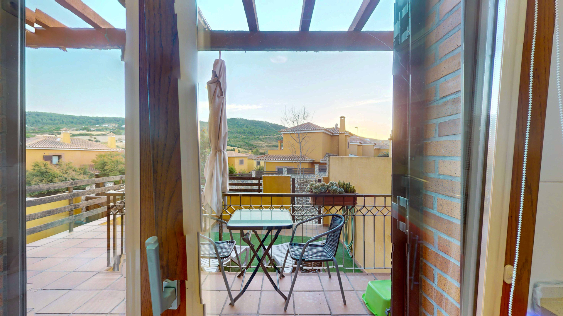 3 bedroom villa with outdoor space