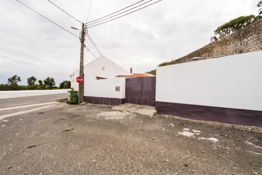 Moradia T1+1 | espaço exterior | terraço | garagem