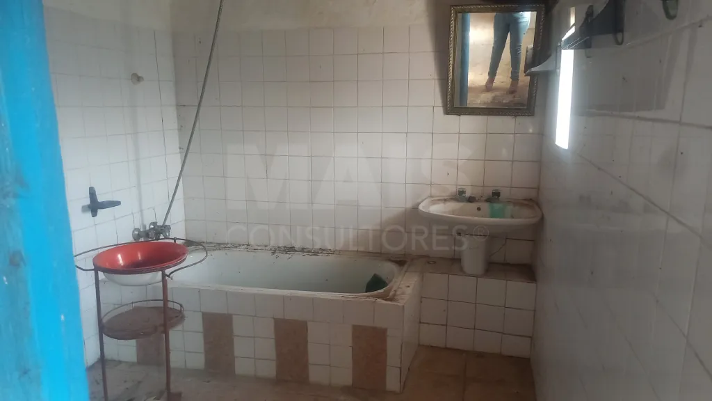 Moradia T2 para recuperar a 50 mint de Lisboa