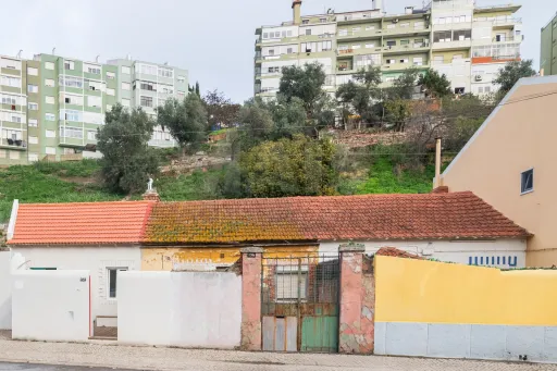 Moradia T1 + 1 no Beato