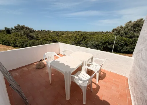T1 na Vila Senhora da Rocha | Praia a 70 m | 4 Piscinas | 9 Hectares de Jardins| Caminhadas em Segurança Porches – Lagoa – Algarve | T1 onde pode deixar o carro estacionado e viver o Algarve a pé.