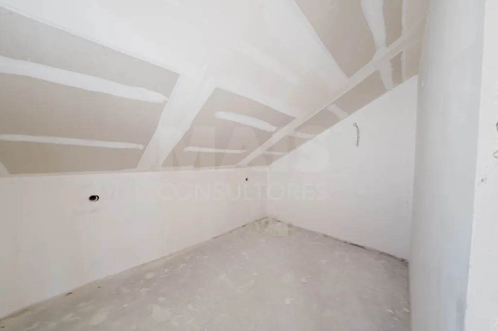 Moradia T4 Nova com Garagem e Classe Energética A+
