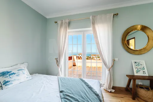 Moradia T5 em Lourinhã com Vista Mar, Piscina Aquecida e Jardim