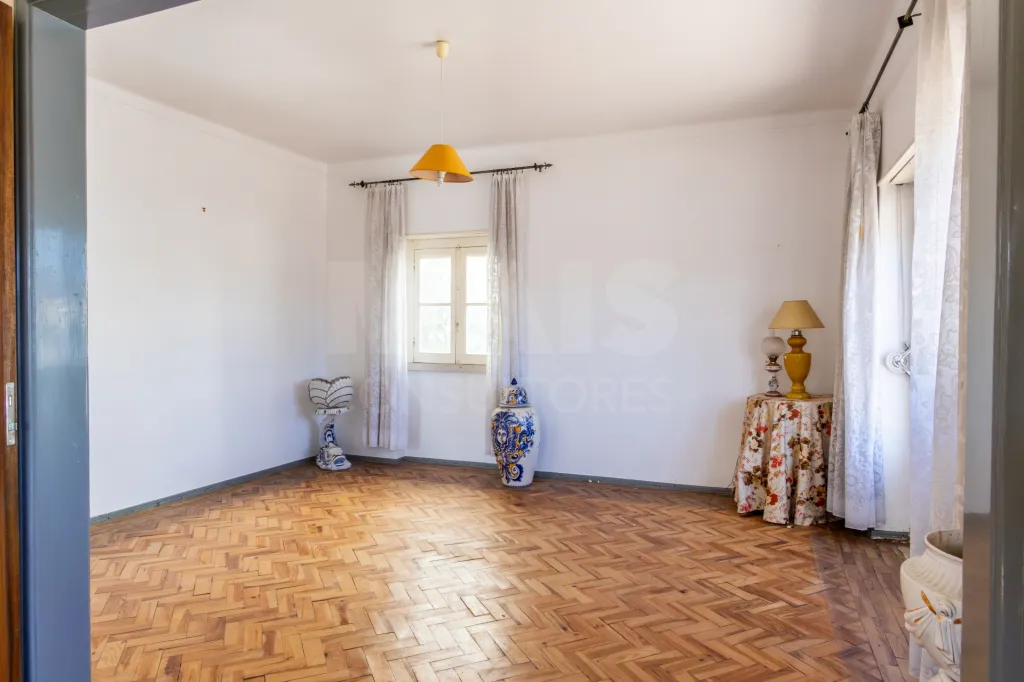 Single-Story 3-Bedroom House with 500 m² Lot | Just Outside Alcobaça