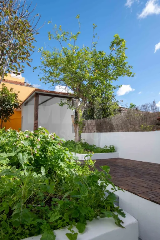T2 em Alcântara com jardim e suíte