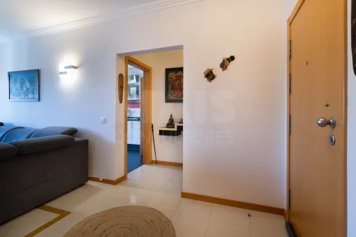 Andar de Moradia T4 com Terraço em Agualva-Cacém