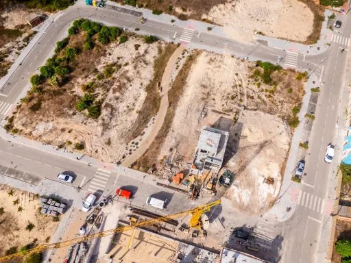 Construção de Moradia Nova com Piscina a Minutos da Praia do Baleal