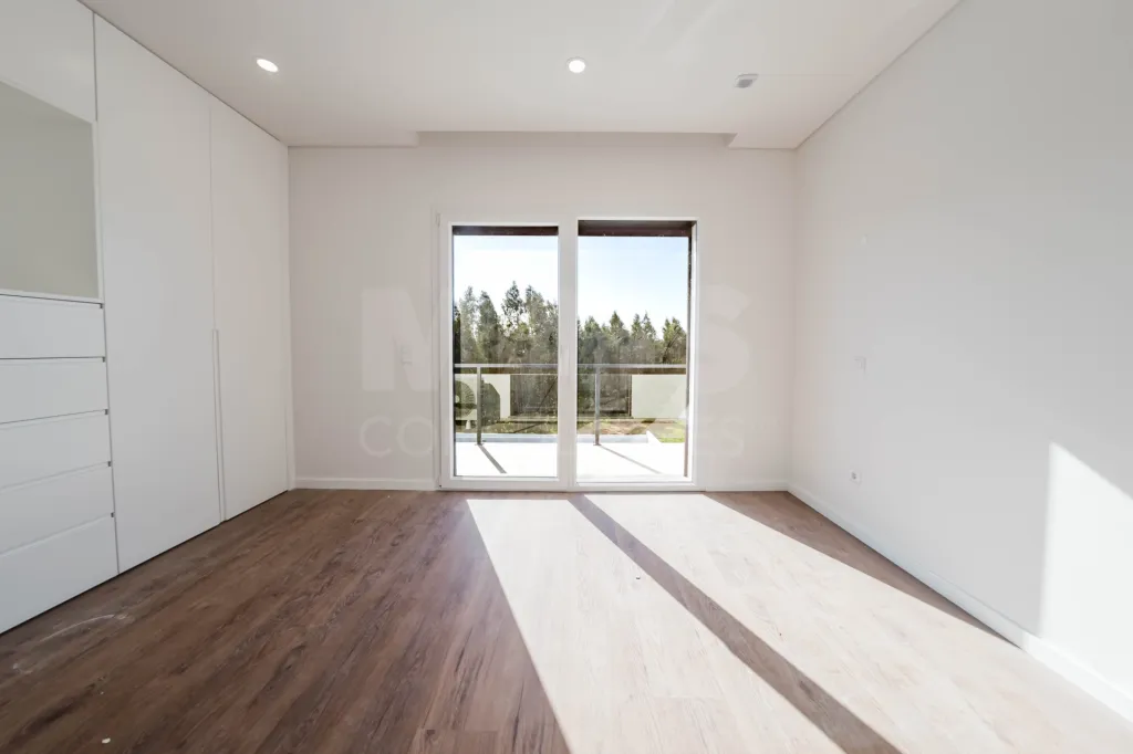 Moradia T3+1 | Piscina | Garagem | Caldas da Rainha