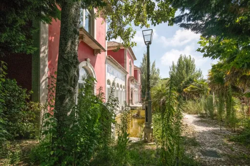 Terreno Urbano junto ao Parque Natural  em Sintra