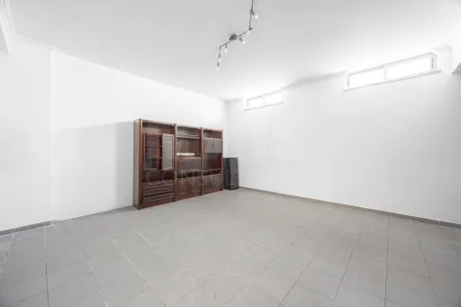 Atelier com 99 m² e logradouro | Quinta do Barnabé, Alenquer