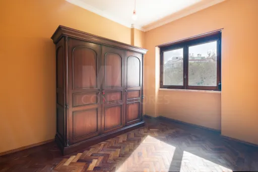Apartamento T4  em paço de Arcos
